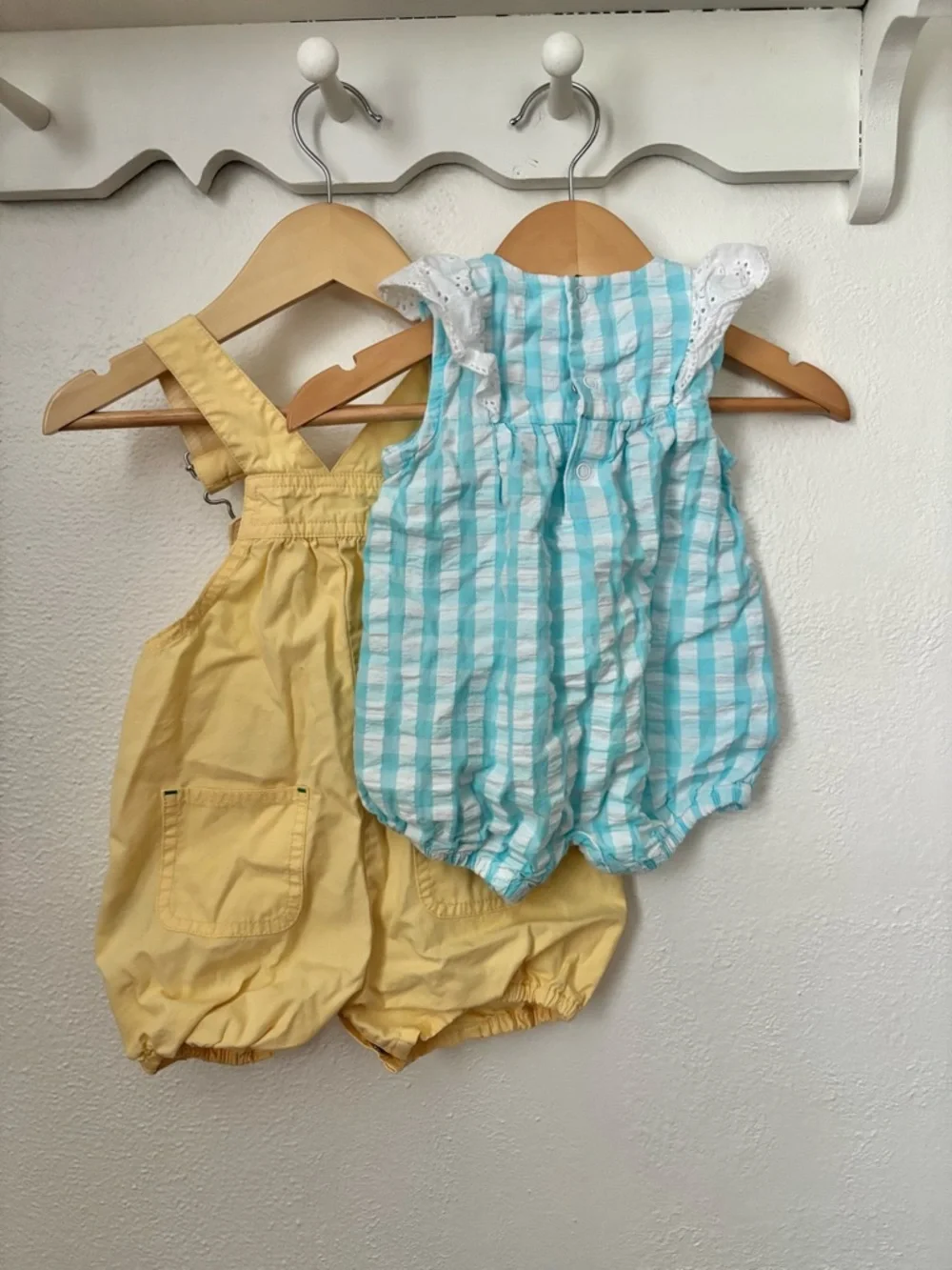 Baby Girl Spring Bundle 6-9M Footie Pajamas Rompers Tommy Hilfiger Outfit Set